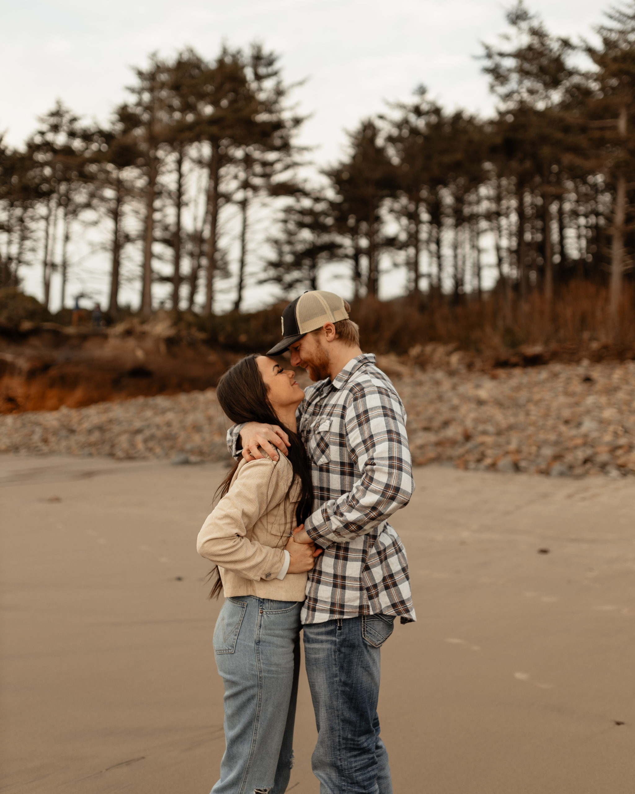 Cape Lookout State Park Couple Photo Session